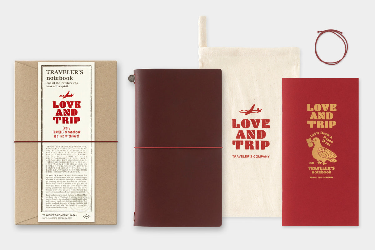 TRAVELER'S COMPANY Traveler's Regular Notebook - Love And Trip