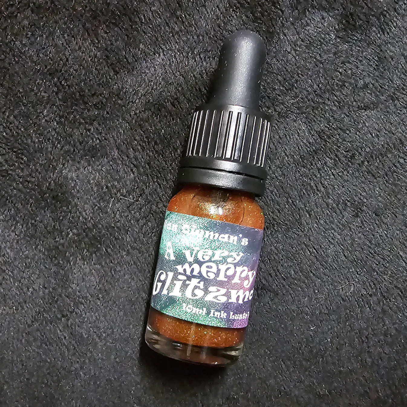 Van Dieman's Ink Lustr' Lixir - A Very Merry Glitzmas
