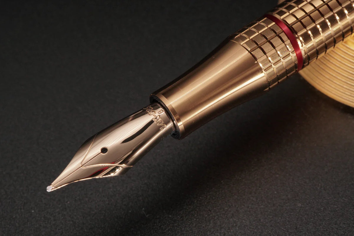 Laurett's Stealthread Fountain Pen Gold colored