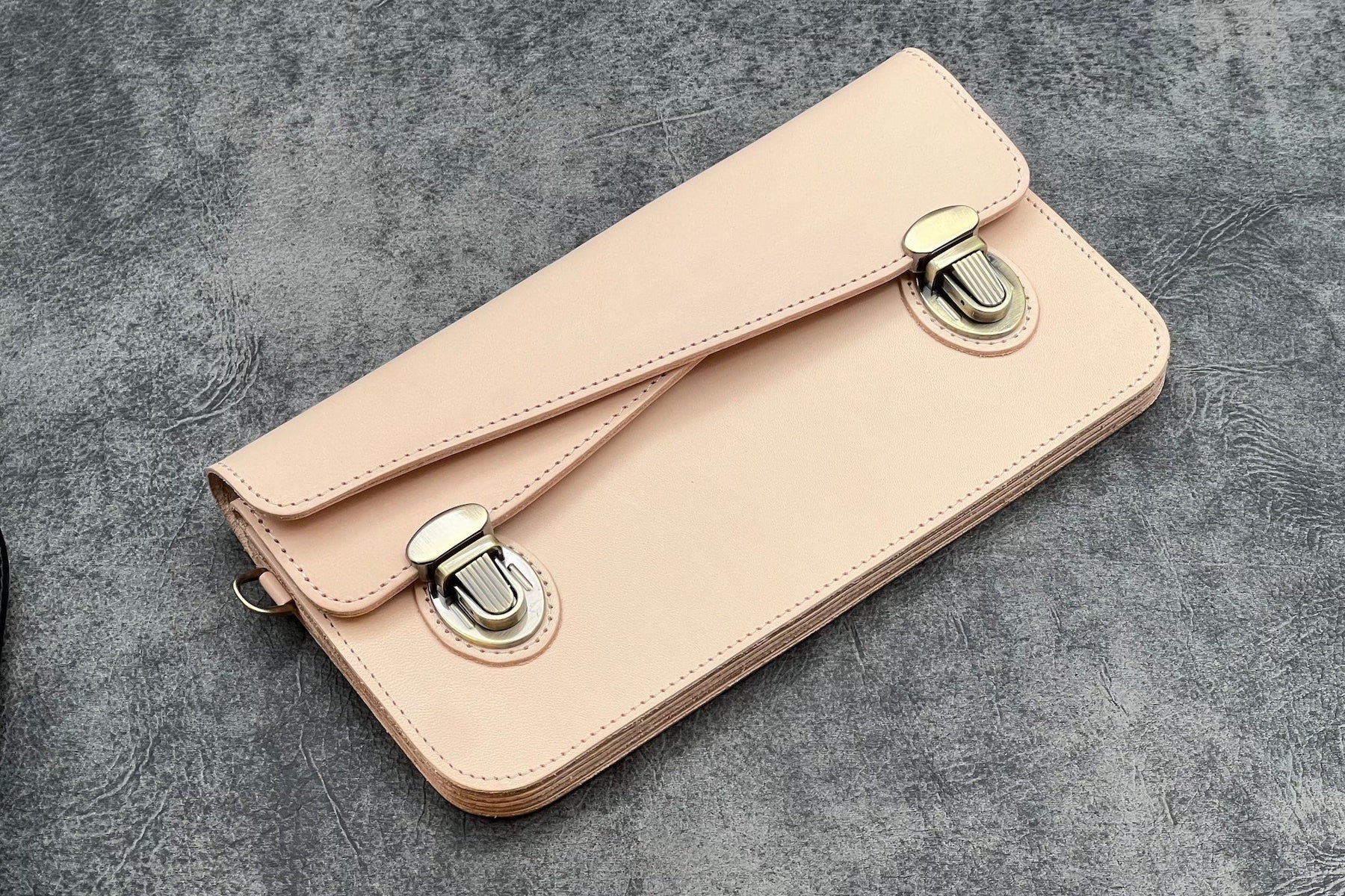 Galen Leather Co. Accordion Pouch - Undyed