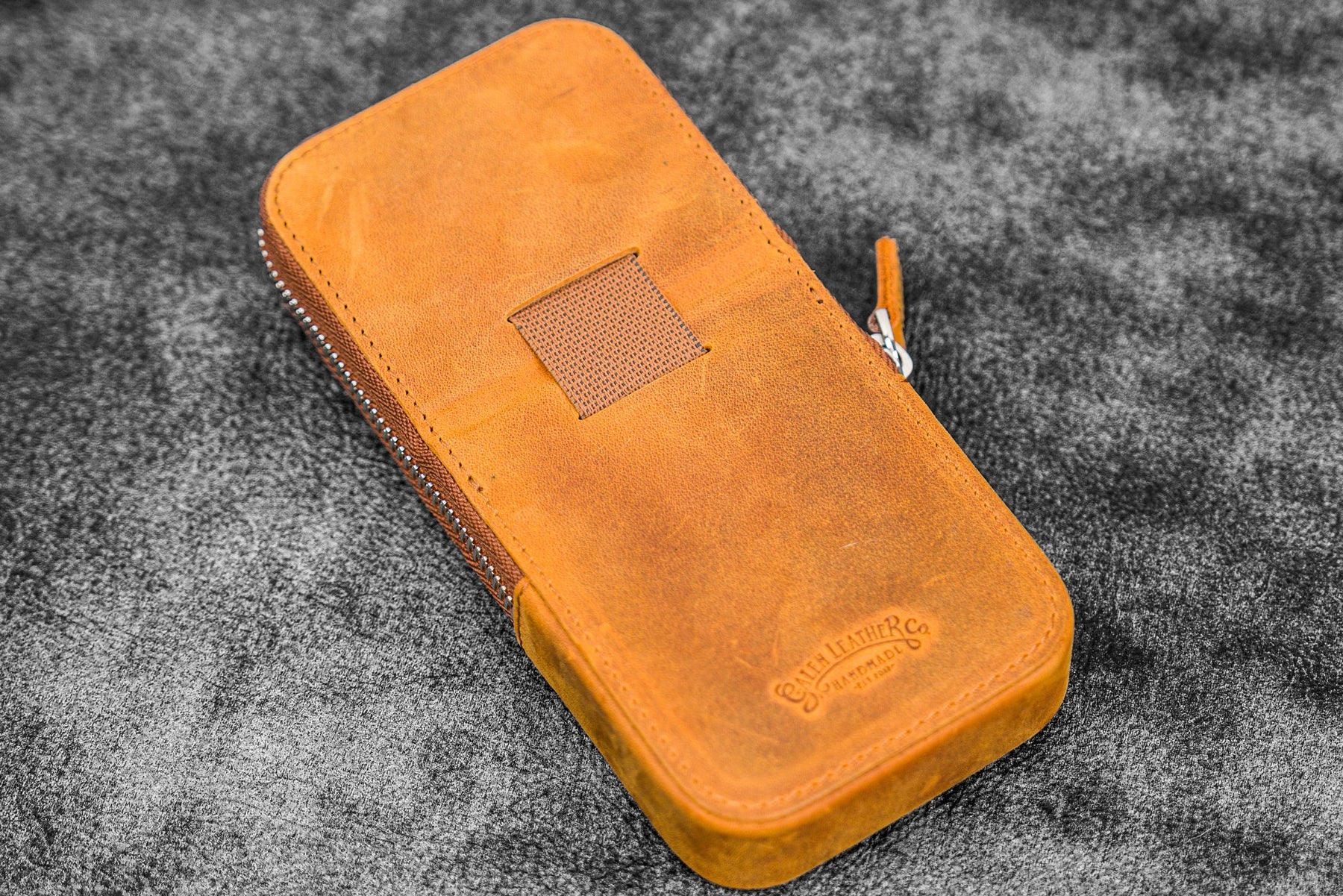 Galen Leather Co. Zipper Magnum Opus 3 Slot Hard Pen Case - Crazy Horse Brown