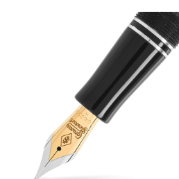 Conway Stewart Churchill Black Chased
