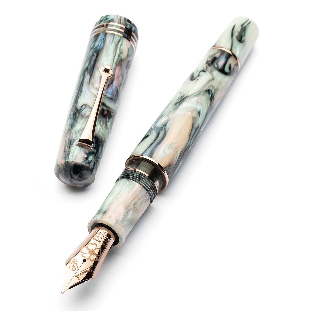 Leonardo Momento Zero Grande 2.0 Fountain Pen - Dalia Eveline - The Power of Flower in Rose Gold Trim