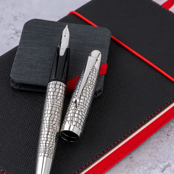 Pilot Sterling Silver Fountain Pen - Ishidatami