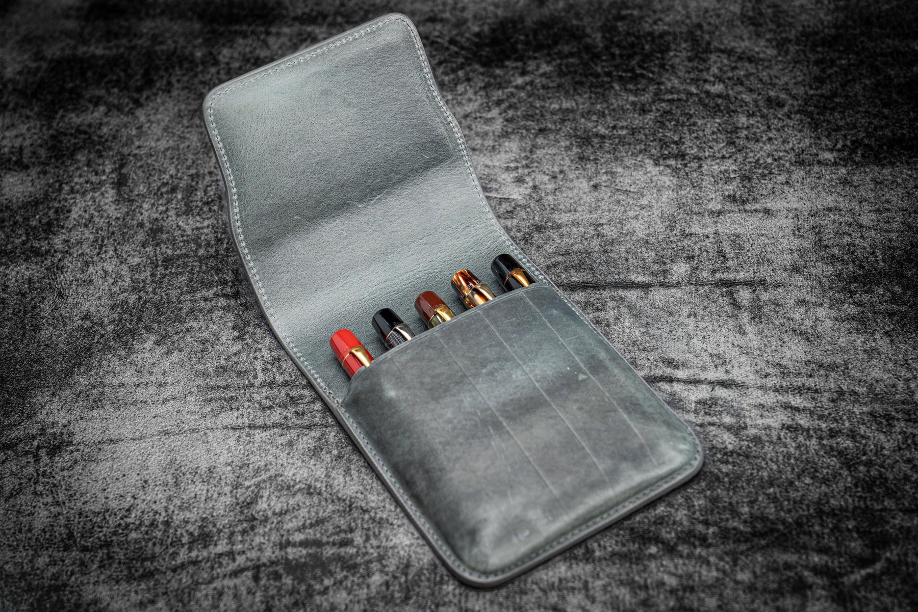 Galen Leather Co. Magnetic Flap Pen Case for 5 Pens - Crazy Horse Smoky