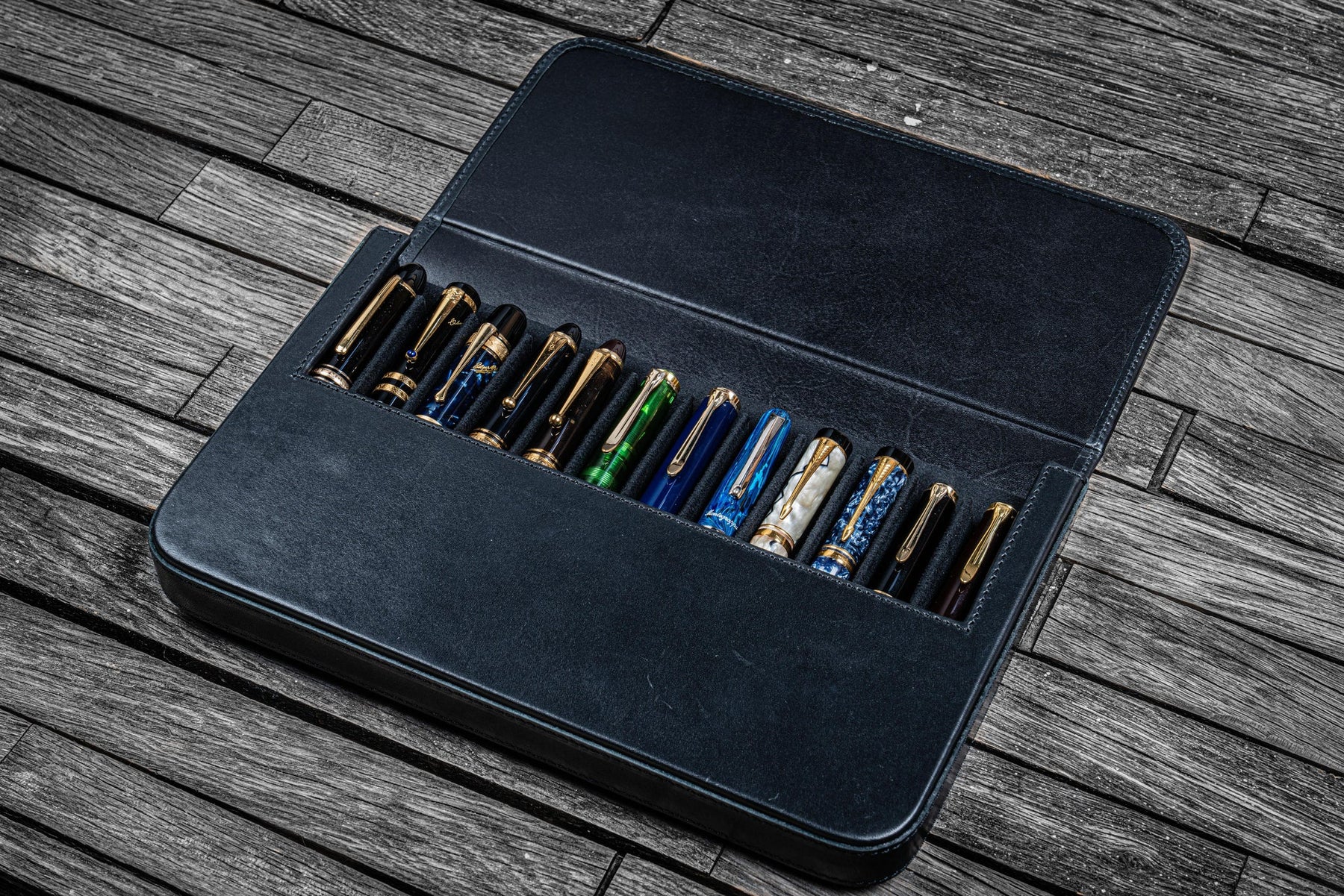 Galen Leather Co. Magnum Opus 12 Slot Magnetic Hard Pen Case - Black