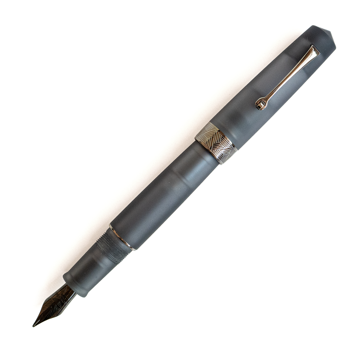 Leonardo Momento Zero - Pura Gray Ruthenium Trim