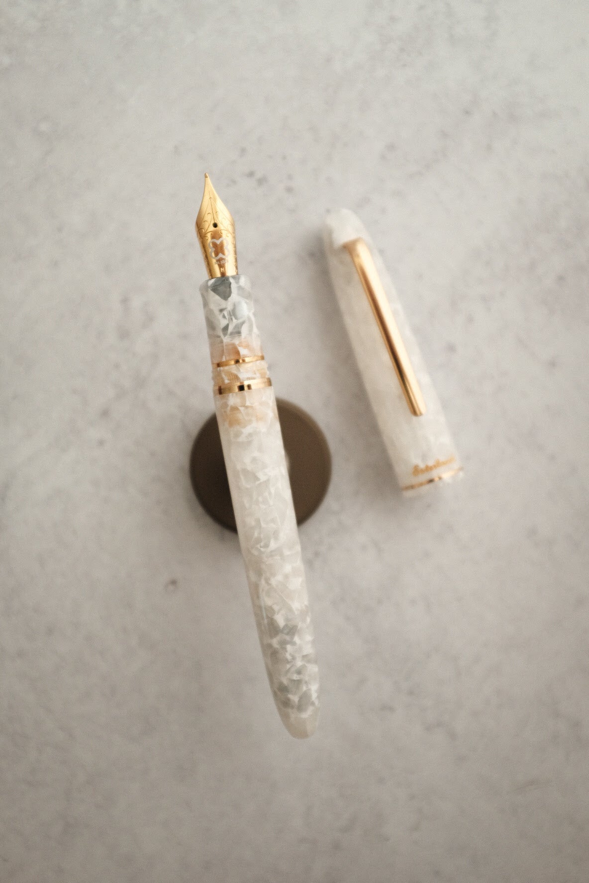 Esterbrook Estie Winter White with Gold Trim Fountain
