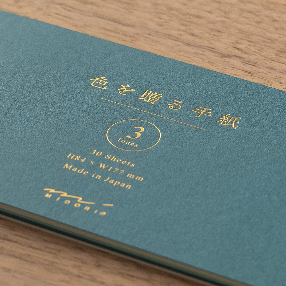 Midori Giving A Color Blue Message Pad