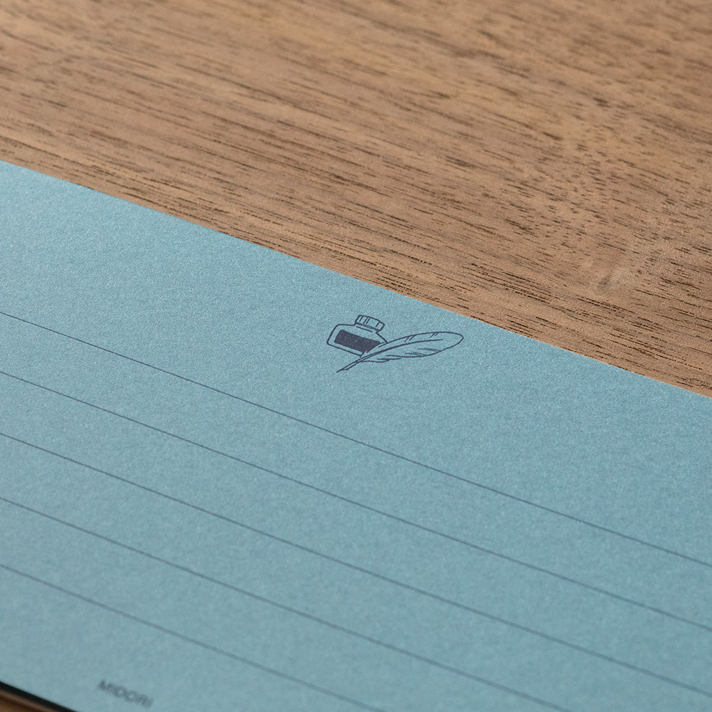 Midori Giving A Color Blue Message Pad
