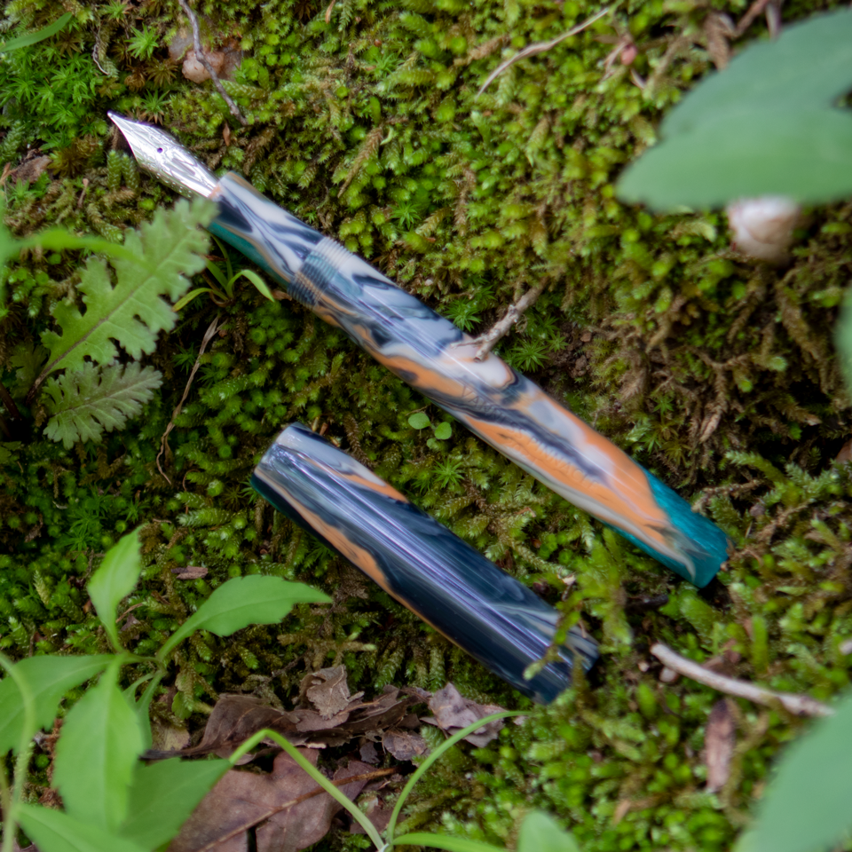 Vanness Pinnacle by Newton Pens- Skull Bluff Fountain Pen