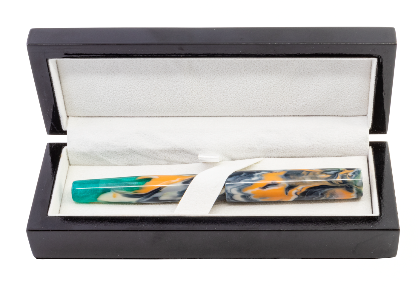 Vanness Pinnacle by Newton Pens- Skull Bluff Fountain Pen