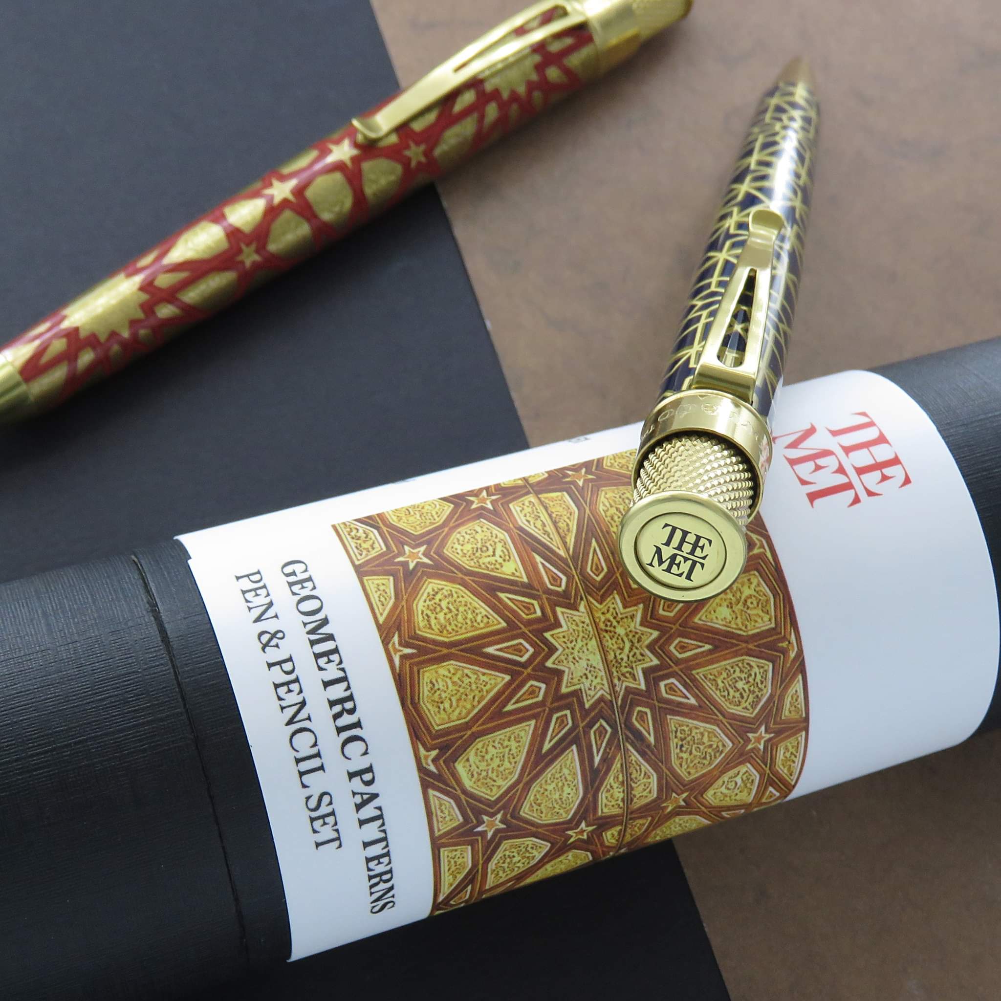 Retro 1951 " The MET " Geometric " Tornado - Rollerball and pencil set