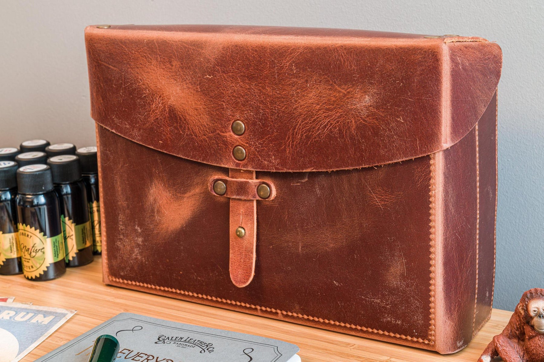 Galen Leather Co. Writer's Medic Bag- Crazy Horse Tan