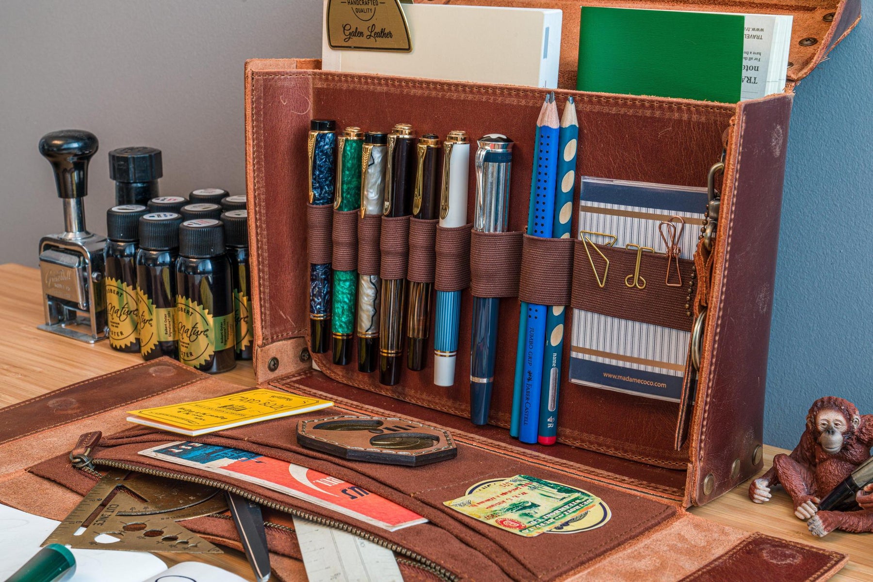 Galen Leather Co. Writer's Medic Bag- Crazy Horse Tan