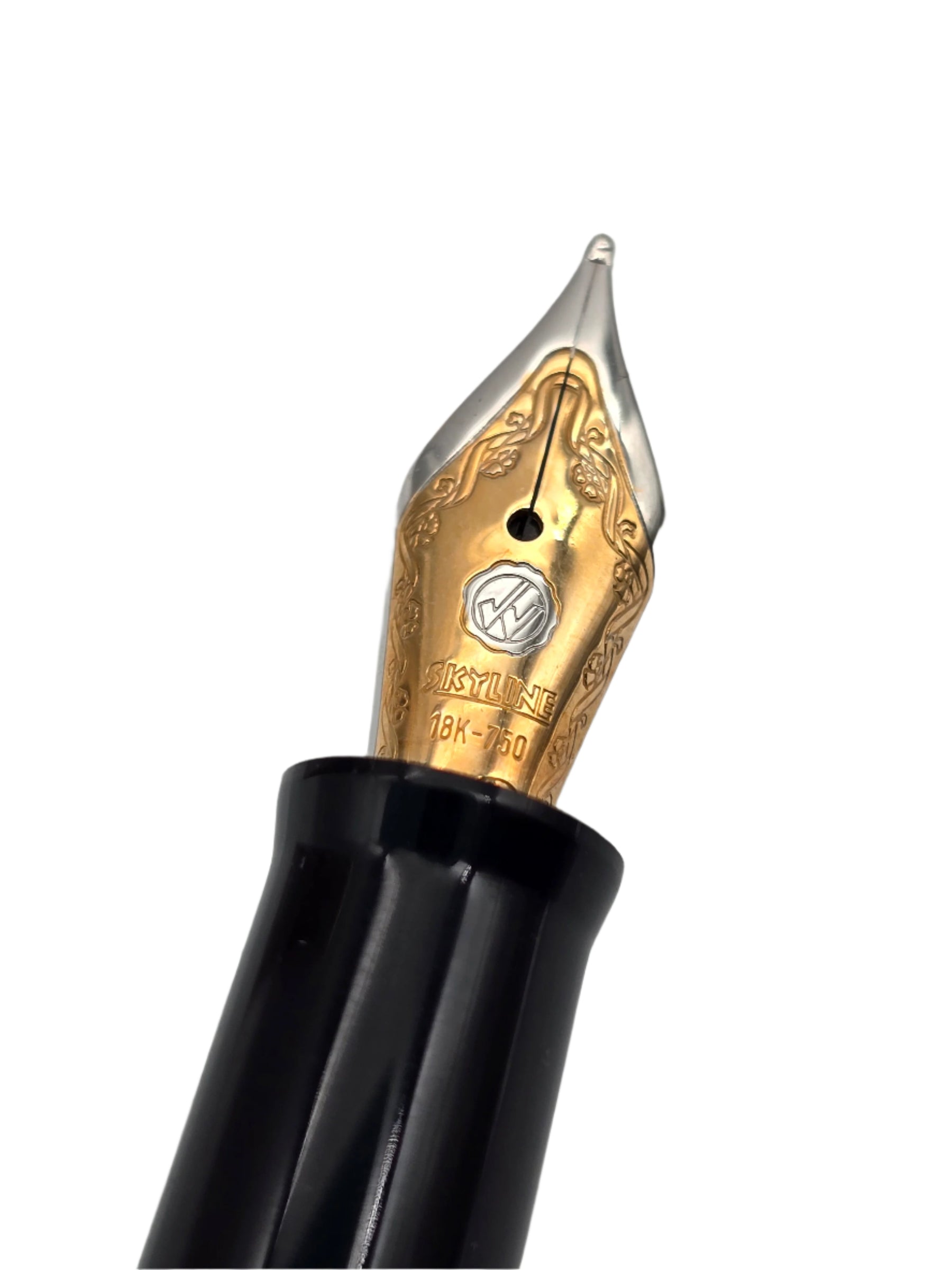 Wahl-Eversharp Skyline Classic Palladium w/ Gold Trim Fountain