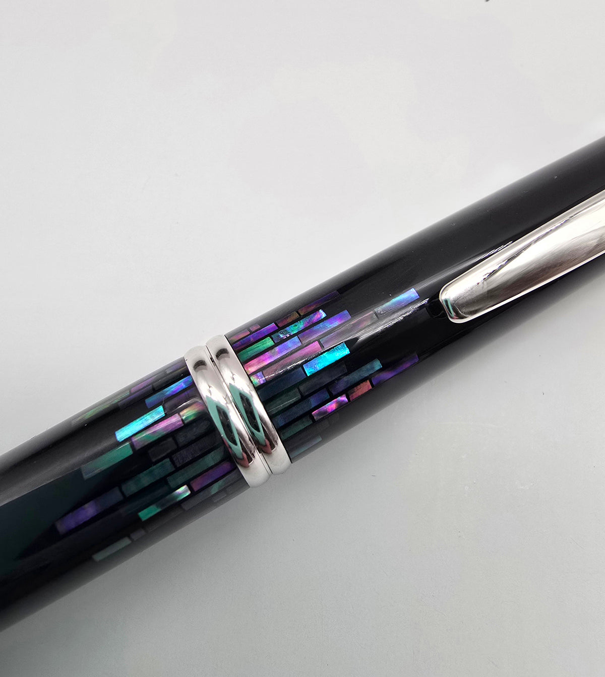 Pilot Vanishing Point Raden Stripe