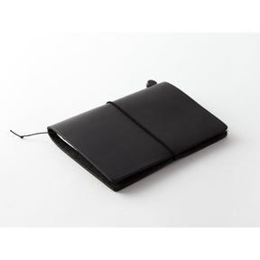 TRAVELER'S COMPANY Passport Sized Leather Notebook Kit - Black