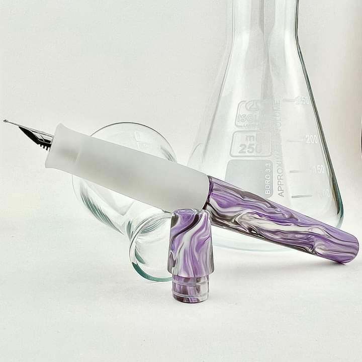 Vanness x Mad Science Fountain Pen Collaboration