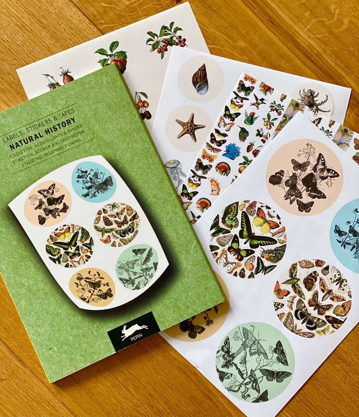 Pepin Label, Sticker & Tape Book - Natural History