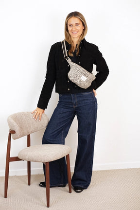 De La Mur Line US Inc. - Leopard Jacquard Fanny Pack - Beige & Black