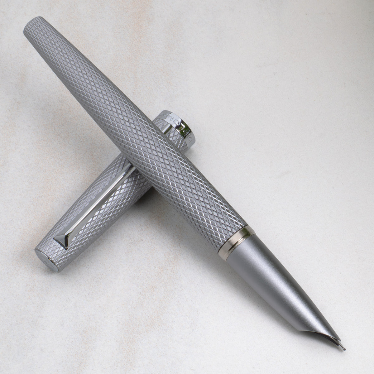 Diplomat Viper Silver Fountain