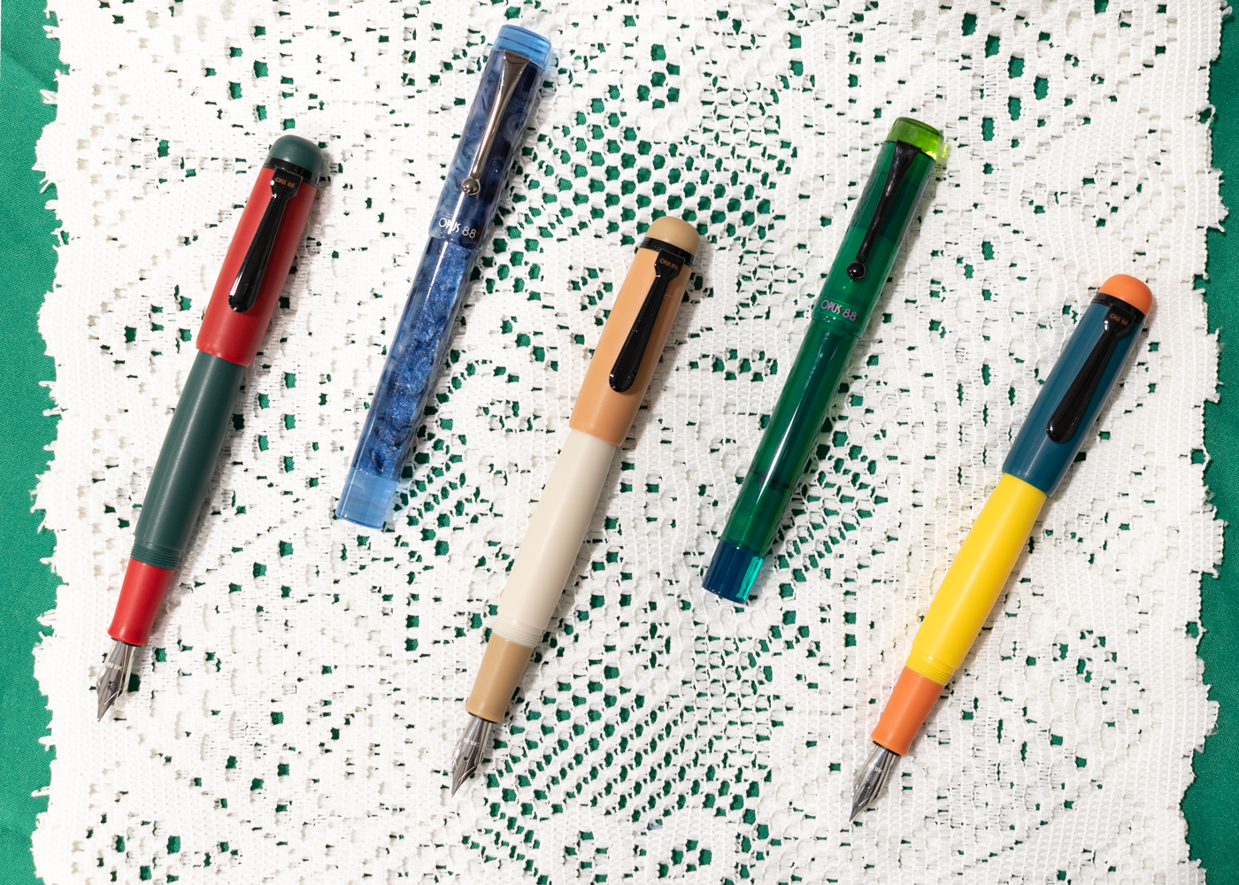 PoscART Travel Art Kit 2: Assorted & Glitter Posca Pens with Eco Case –  Your Portable Art Studio