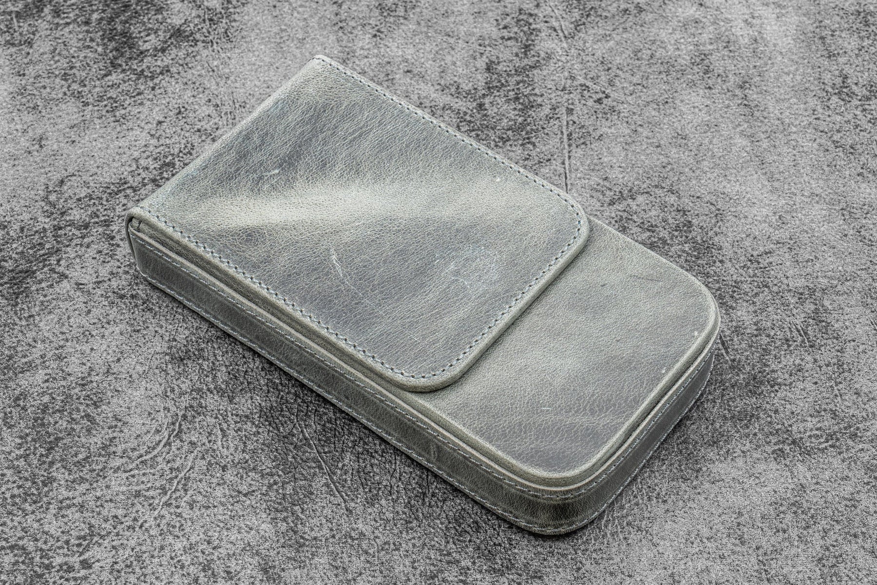 Galen Leather Co. Flap Magnum Opus 3 Slot Hard Pen Case - Smoky Grey