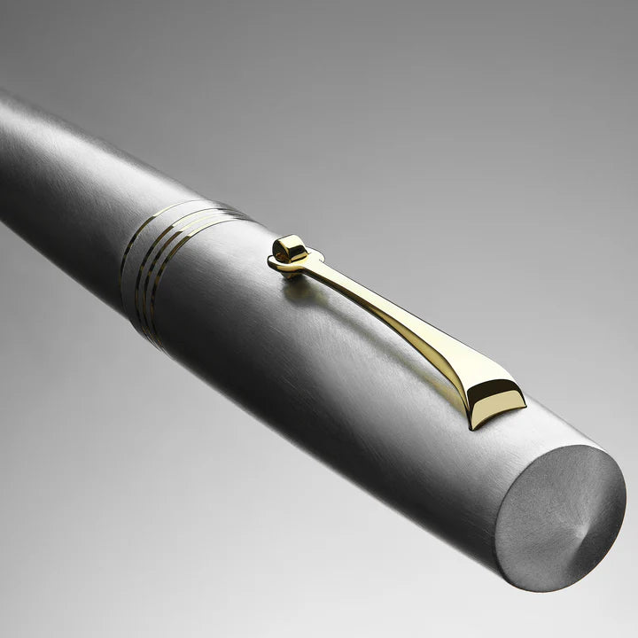 Leonardo Momento Zero Aluminia Gold Trim