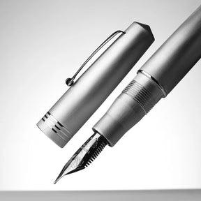 Leonardo Momento Zero Aluminia Silver Trim
