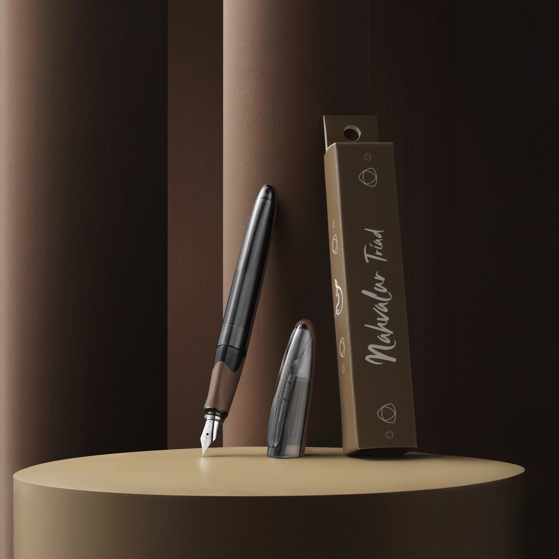 Nahvalur Triad Chocolate Fountain Pen
