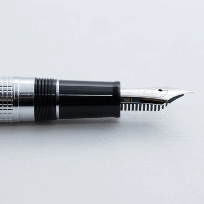 Nagasawa Fountain Pen "ENGRAVE -kou-" [Limited Edition]