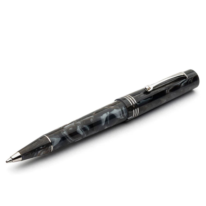 Leonardo Momento Zero Horn Silver Trim Ballpoint