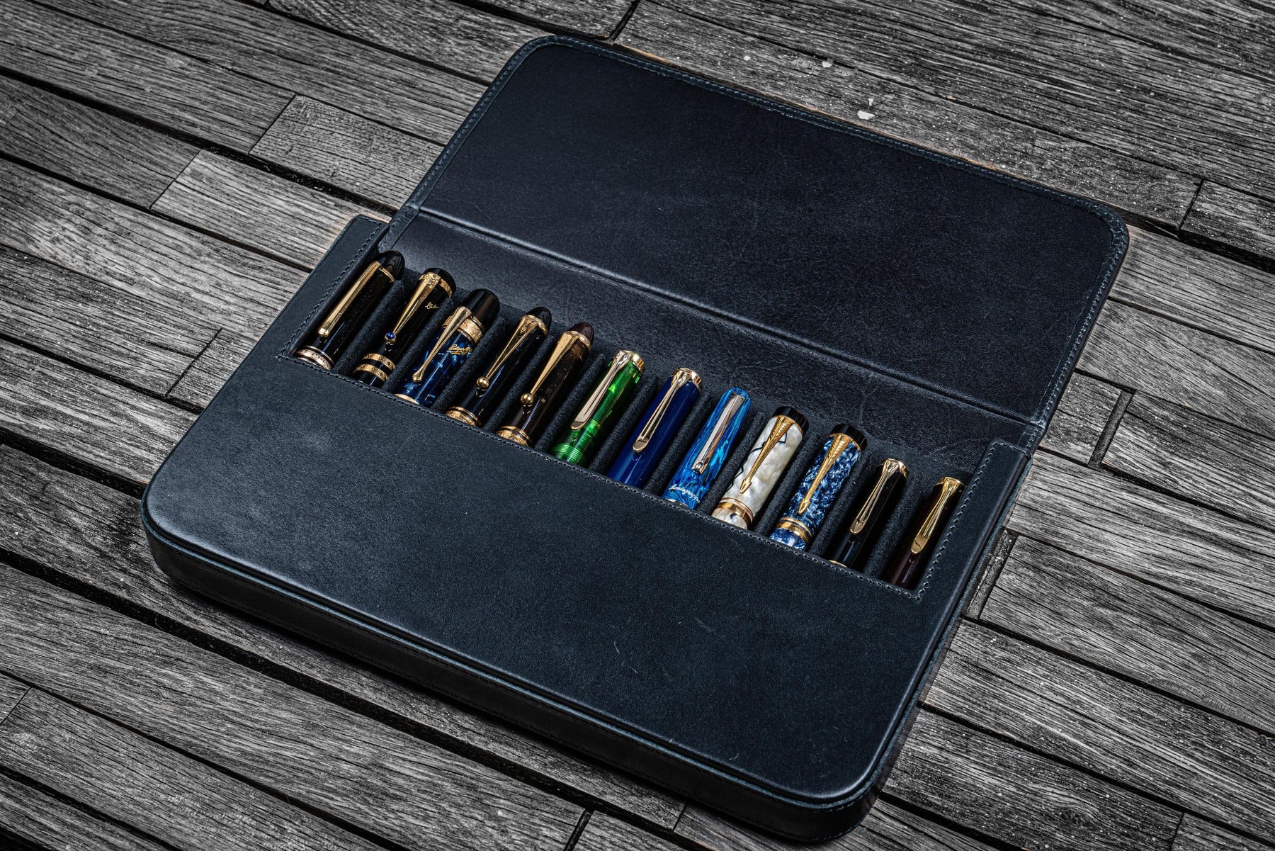 Galen Leather Co. Magnum Opus 12 Slot Magnetic Hard Pen Case- Black