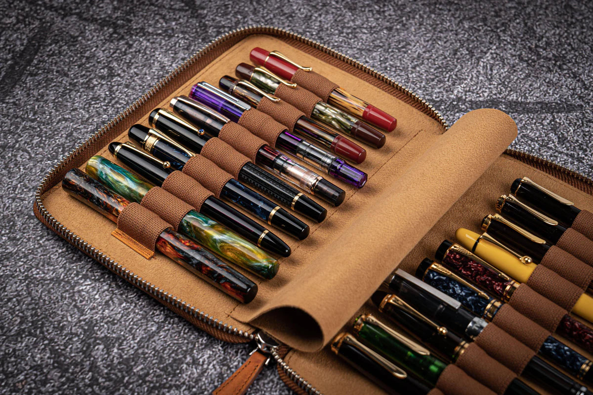 Galen Leather Co. Zippered 20 Slot Pen Case - Crazy Horse Tan