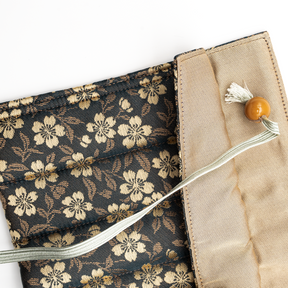 Yurie Pen case for 6 Pens "Sakura (Cherry blossom)" Beige [#40]