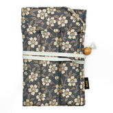 Yurie Pen case for 6 Pens "Sakura (Cherry blossom)" Beige [#40]