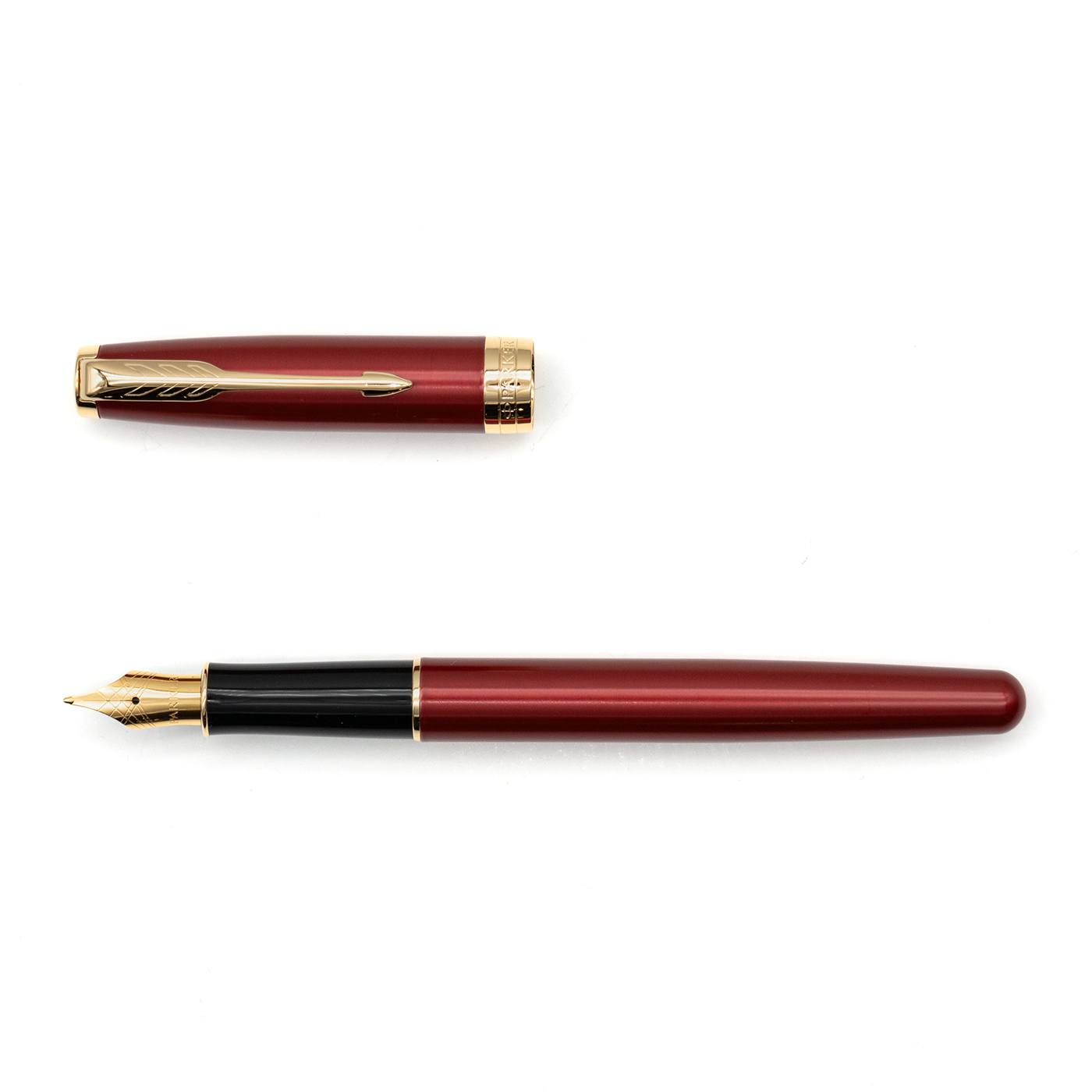 Parker Sonnet Red Lacquer with Gold Trim Fountain Pen
