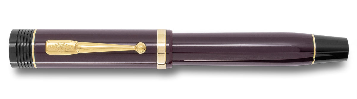 Conway Stewart Churchill - Bordeaux with Gold Trim
