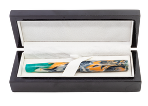 Vanness Pinnacle by Newton Pens- Skull Bluff Fountain Pen