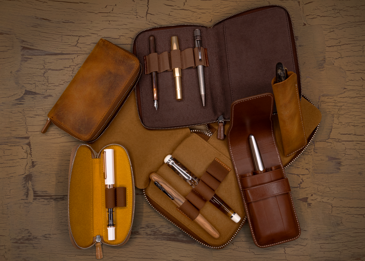 Galen Leather Co. Zippered B6 Notebook Folio- Crazy Horse Honey Ochre